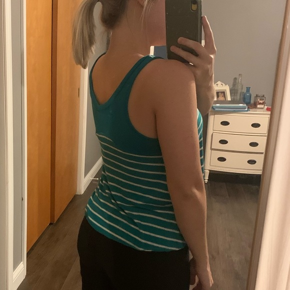 TANK TOP - Picture 2 of 3